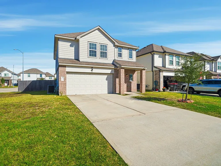 18518 Snowy River Ln — Photo 2