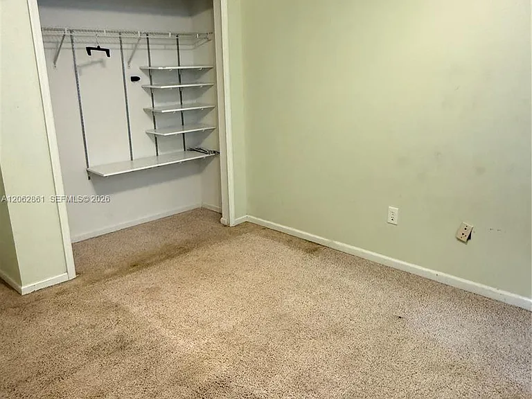 2435 SE 7th Pl — Photo 30