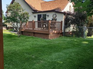 1007 Aragon St, Iron Mountain, MI 49801