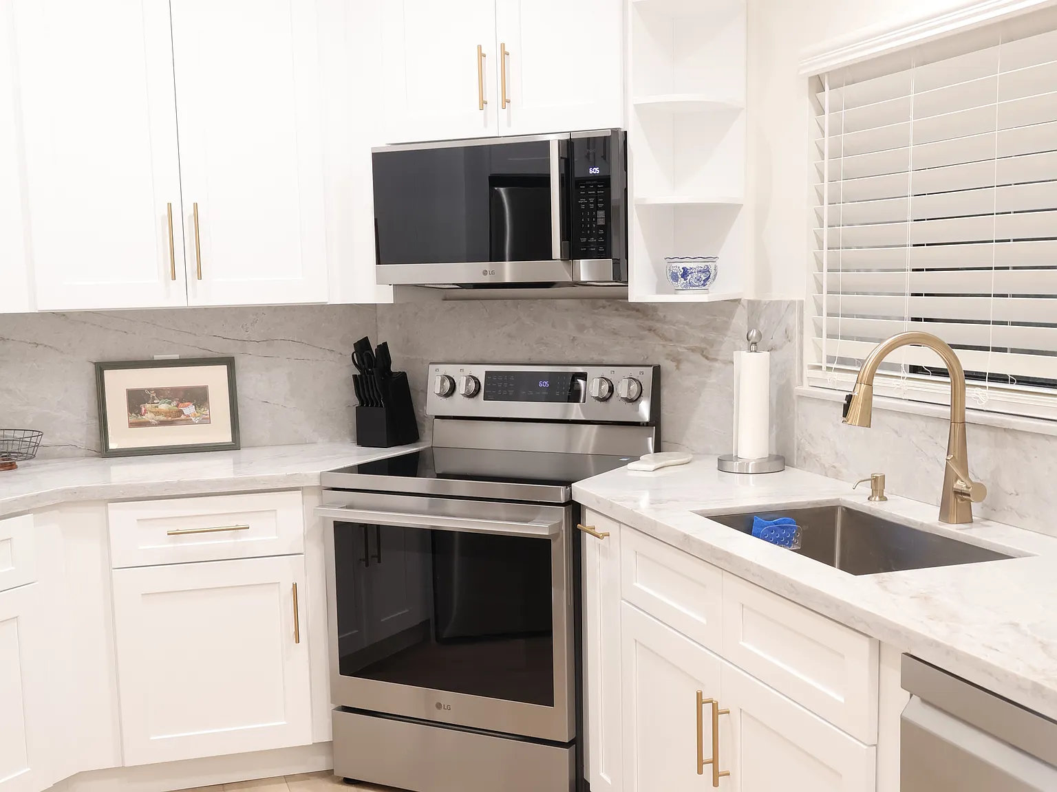 3 bed, 1434 sqft, $4,000 — Photo 4