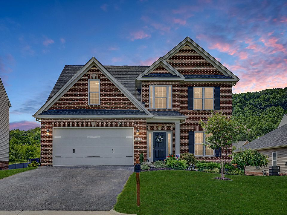 1st image of 2569 Russlen Dr