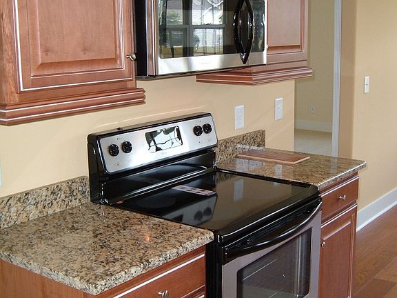 Upgrade cabinets, stainless steel appliances, granite ctr tops!
