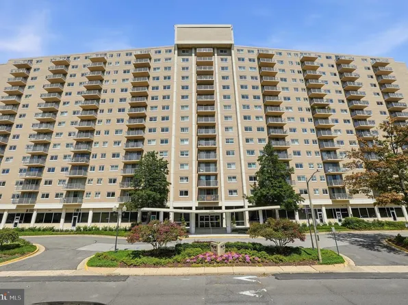 1225 Martha Custis Dr APT 403, Alexandria, VA 22302