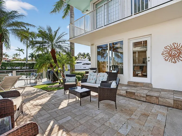 180 Isle Of Venice Dr #121 — Photo 45