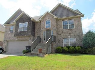 2162 Powell Rd, Clarksville, TN 37043