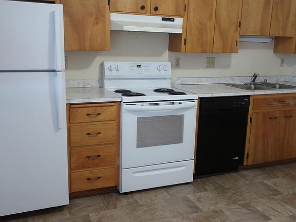 3rd image of 461 N Kansas Ave #B