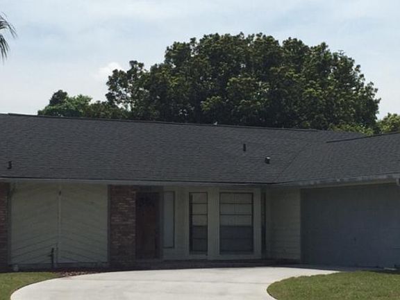 Front of house on a cul-de-sac