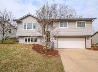 2710 Fell Rd, Madison, WI 53713