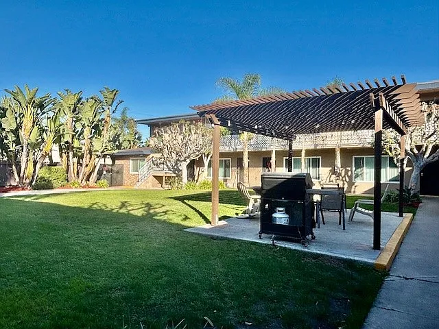 1826 W Sallie Ln #L4 — Photo 11