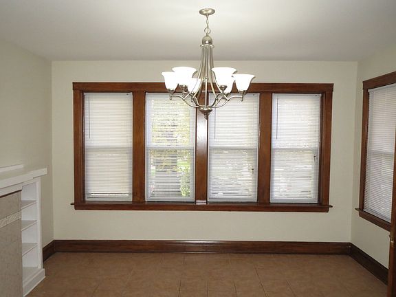 3rd image of 1905 S 51st Ave
