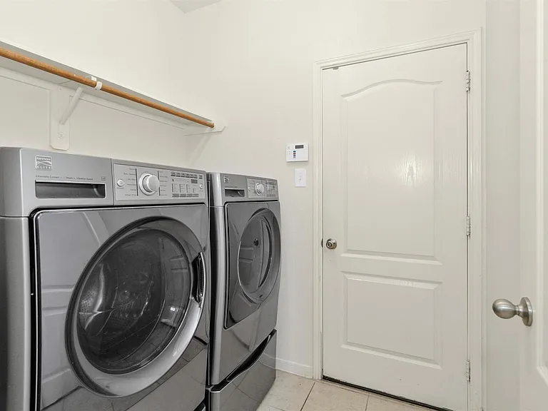 602 Blue Oasis Ct — Photo 13