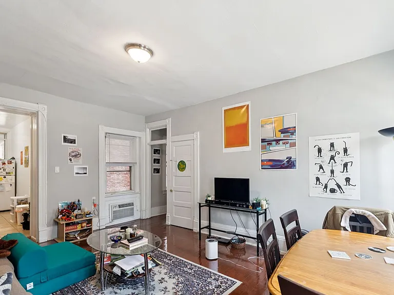 501 N 35th St — Photo 57