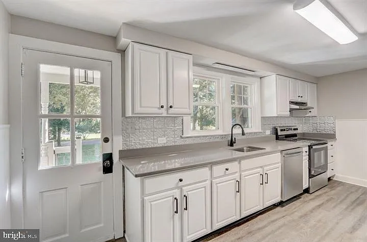 3 bed, 1.5 bath, 2808 sqft, $3,500 — Photo 4