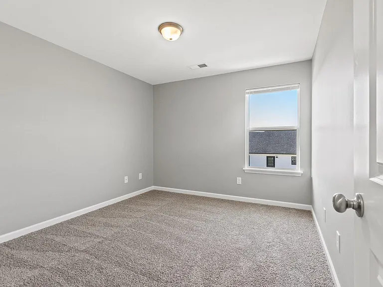 8084 Driftwood Loop — Photo 17