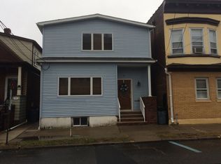 32 Alden St, Wallington, NJ 07057