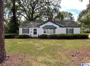 202 E Lloyd St, Mullins, SC 29574