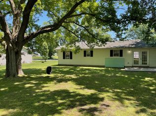 317 Elm Ave, New Bloomfield, MO 65063