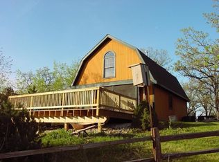 W5919 Mariner Hills Ct, Elkhorn, WI 53121