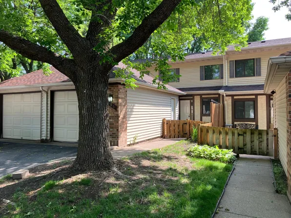 186 Bridlewood Dr, Saint Paul, MN 55119