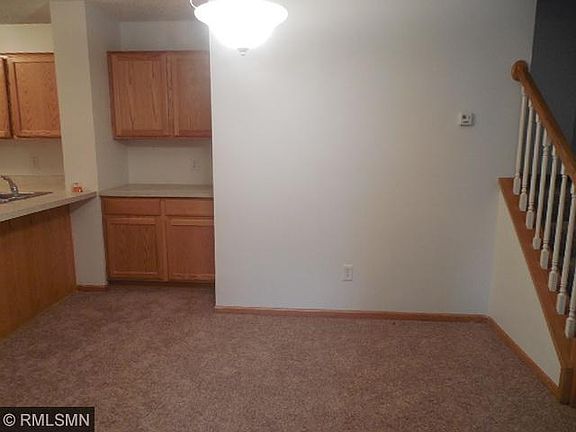 4th image of 2573 Yellowstone Dr