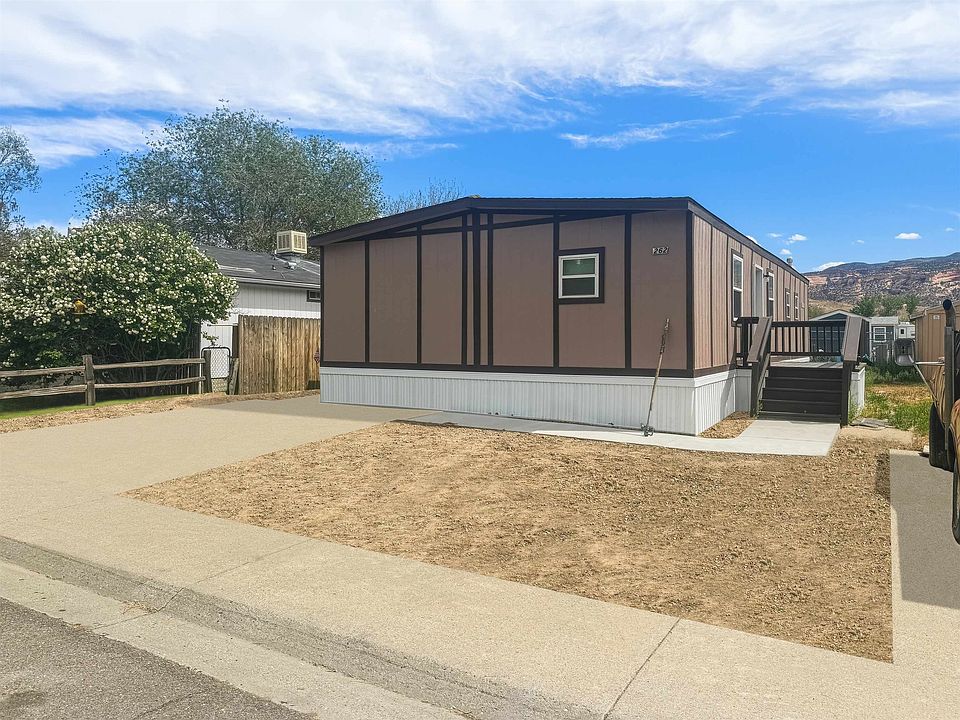1st image of 262 Red Cliffs Dr