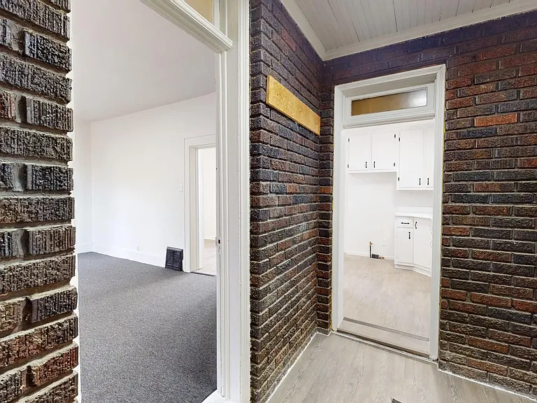 109 W Ely St — Photo 11