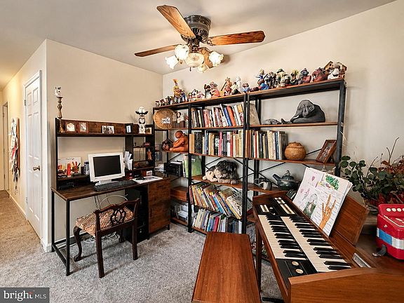 3rd image of 8383 Buttress Ln APT 101