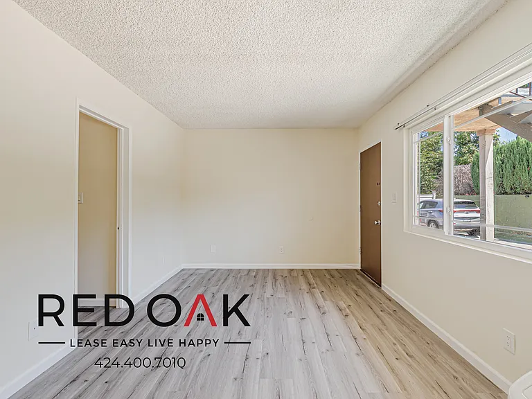 1361 Yosemite Dr #3 — Photo 7