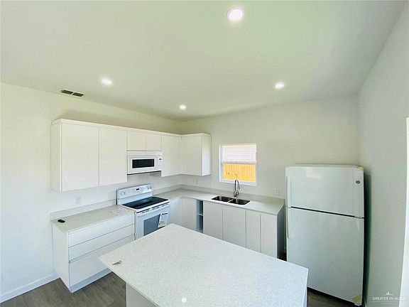 5th image of 1307 Marcela Dr #4