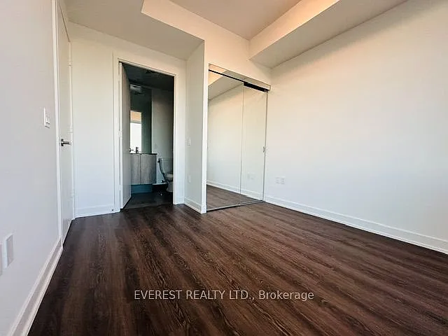 448 Burnhamthorpe Rd W #6512 — Photo 25