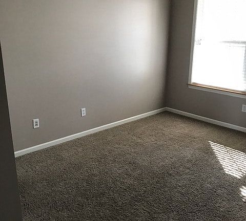 1st floor bedroom - 10 x 14