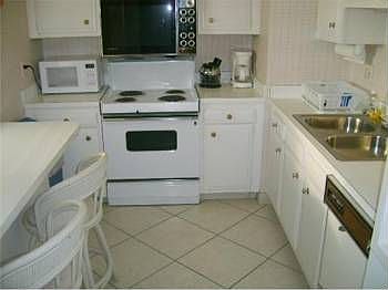 5th image of 5200 N Flagler Dr APT 501