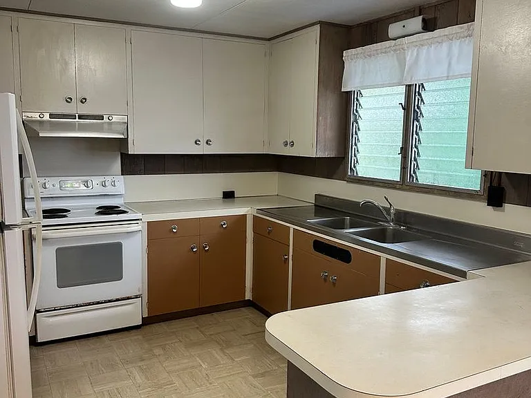 2050 Liliha St #A — Photo 2
