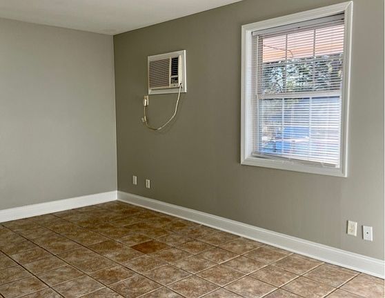 4th image of 110 Brookside Dr APT 9