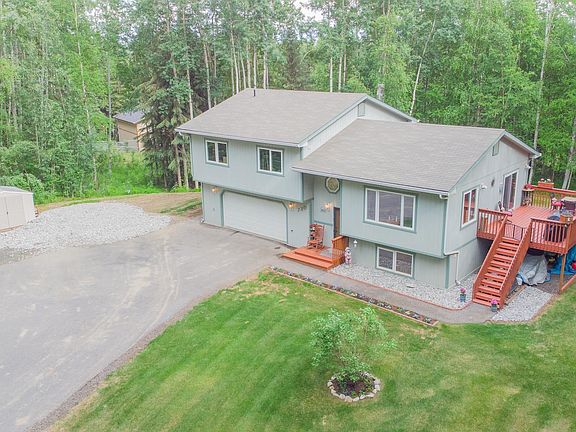 2nd image of 730 Darrell Dr