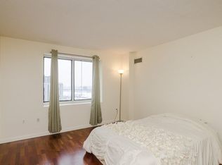 8 Museum Way APT 902, Cambridge, MA 02141