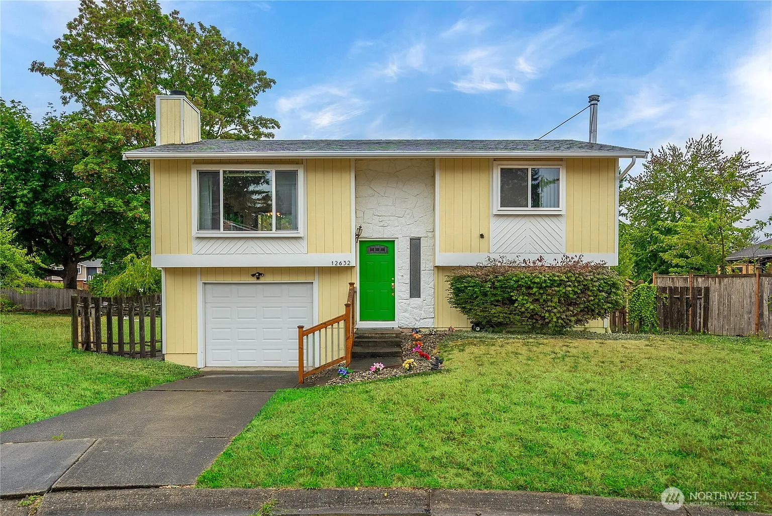 12632 SE 211th Court photo 1