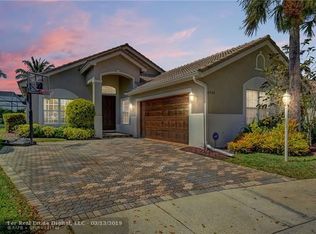 10930 NW 64th Dr, Parkland, FL 33076