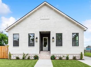 1609 Center St, Arabi, LA 70032