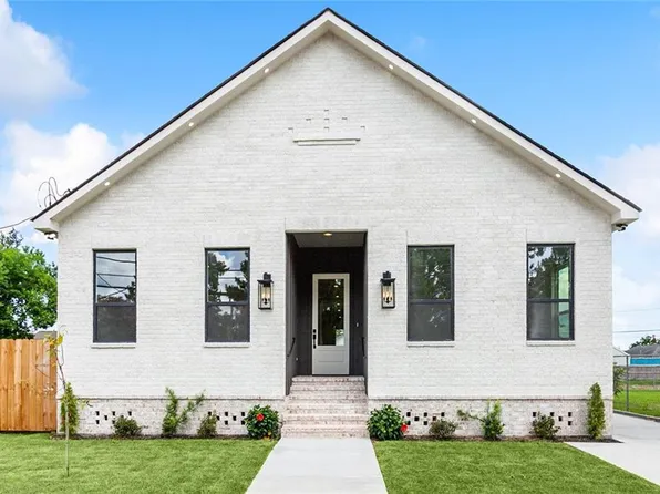1609 Center St, Arabi, LA 70032