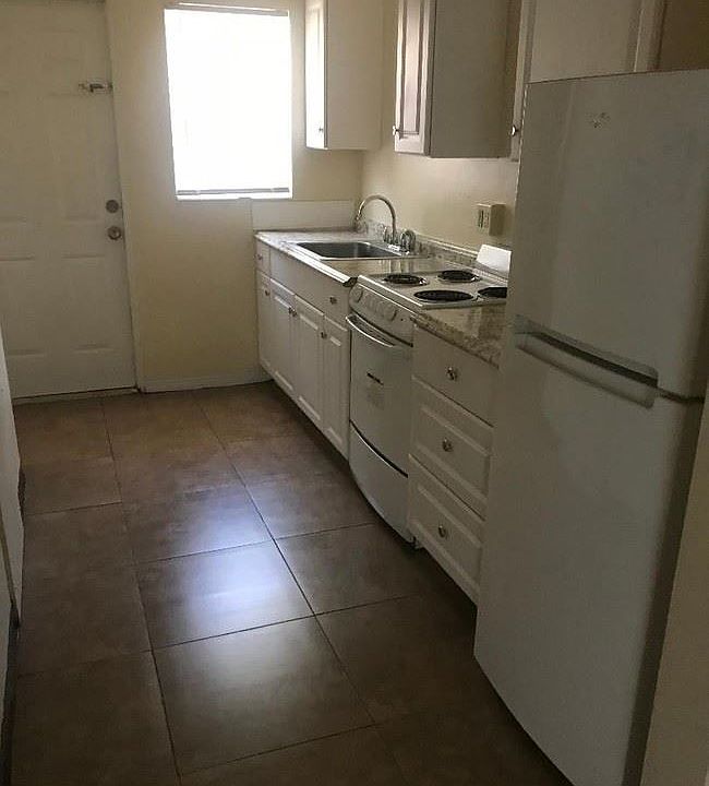 2nd image of 1101 16th St N APT 02