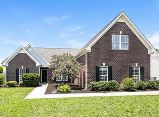 1744 Potters Ct, Murfreesboro, TN 37128