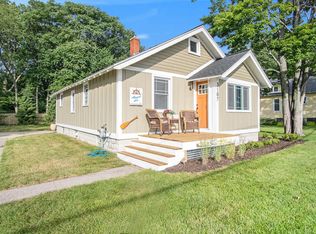 3187 Edgewater St, Muskegon, MI 49441
