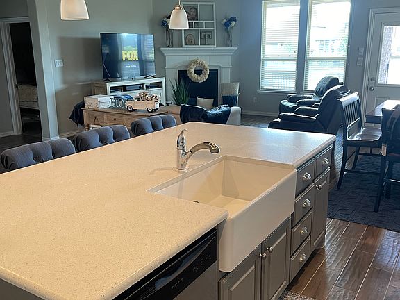 5th image of 14853 Star Creek Dr