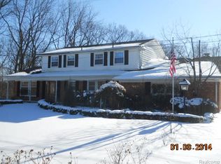 26655 Ann Arbor Trl, Dearborn Heights, MI 48127