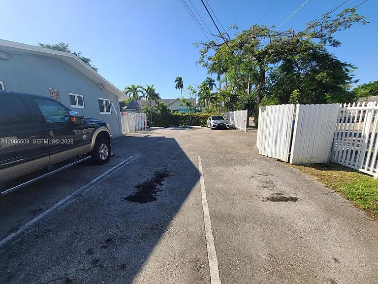 1864 NW 28th St #2 — Photo 9