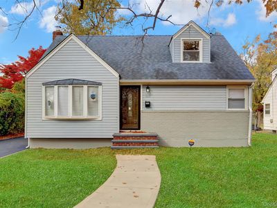 852 Smith Street, Uniondale, NY, 11553