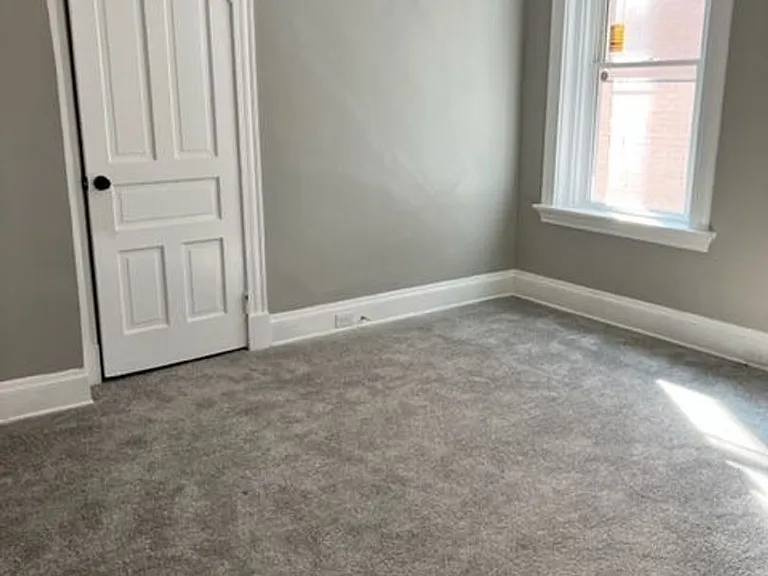 1328 Chapel St — Photo 6