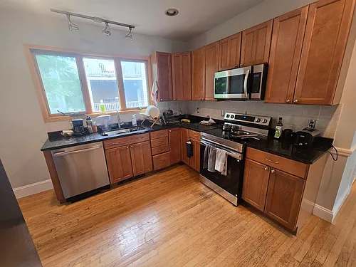 18 Raymond St #2 Photo 1
