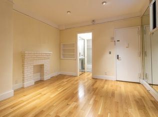 197 Bleecker St #R2, New York, NY 10012